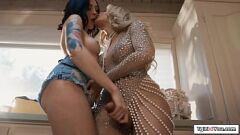 Reproducir Ariel Recurre y Charlotte Sins: Fetiche de pies íntimos y grandes Cock Encounter