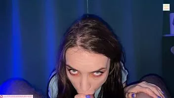 play パパが精液でパンティーを汚してしまったので、私はパンティーを履かずにベッドに行きました - リリス・ケイン