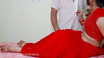 Reproduzir Karva chauth especial: priya recém-casada fez sexo primeiro com karva chauth e boquete sob o céu
