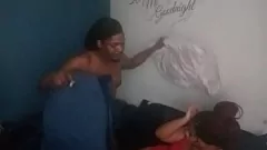 Redare Amatorii de abanos AngelG și Kuzz devin sălbatice cu Big Dick și lenjerie