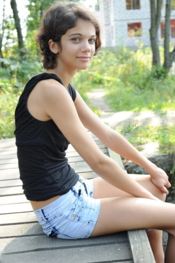 পর্নস্টার Tina