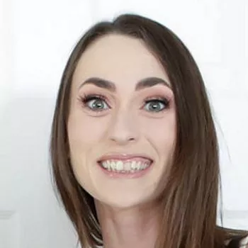 Bintang porno Dani Damzel