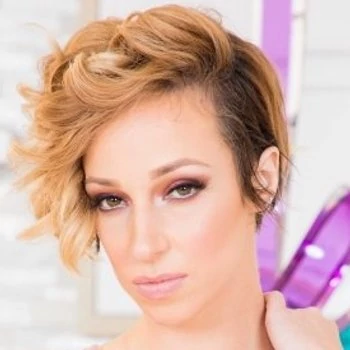 Pornostar Jada Stevens